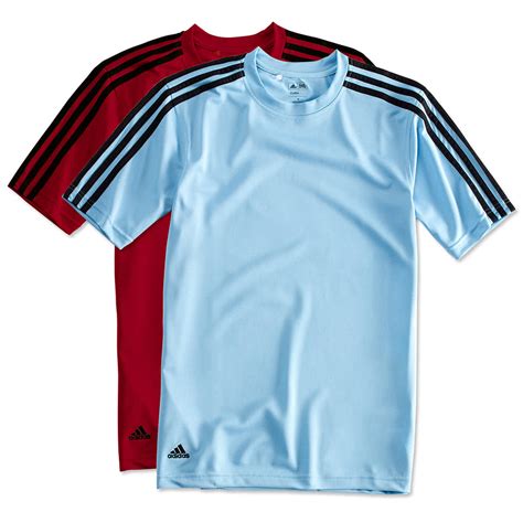 three stripes on football shirts